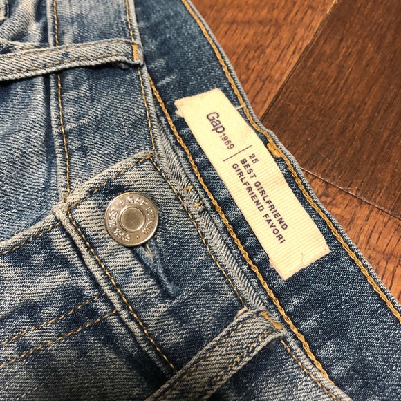 Gap Best Girlfriend Jeans, Midrise - Picture 3 of 9